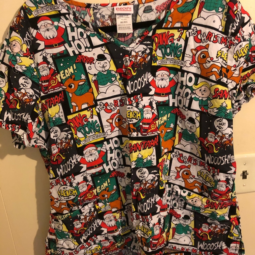 XL Christmas scrub top